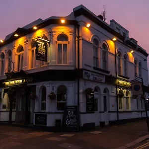 https://the-milford-arms.brighton-hotels-england.com