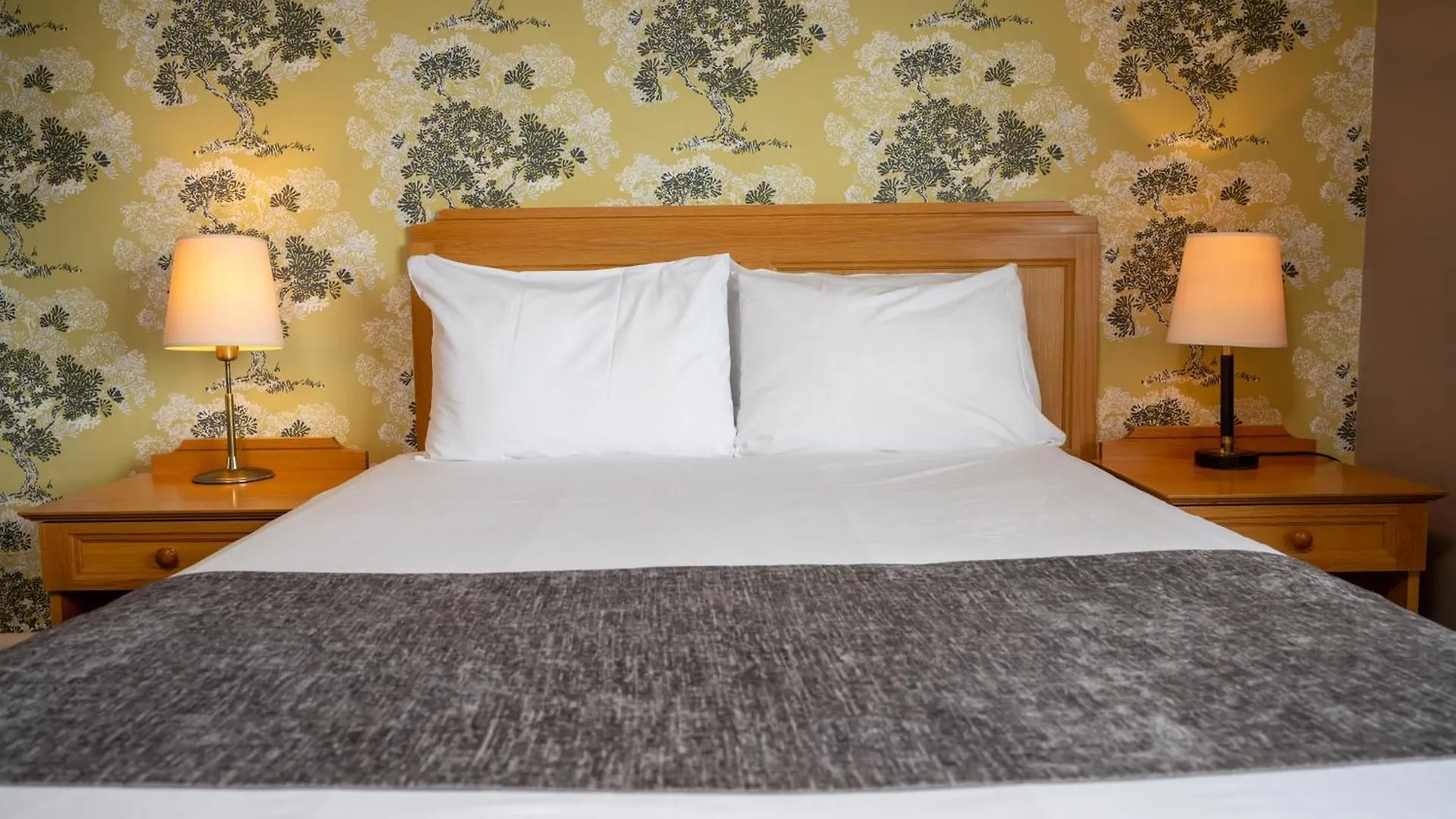 *** Guest house Commodore Hotel By Greene King Inns Bournemouth United Kingdom